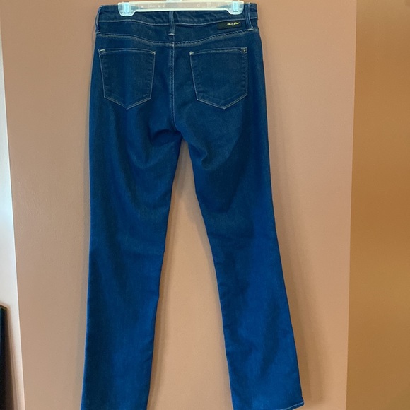 Mavi Gold ladies denim in size 30 x 32. Molly straight regular rise. - Picture 4 of 11